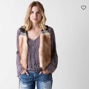Boho Gimmicks by Buckle Faux Fur Plaid vest